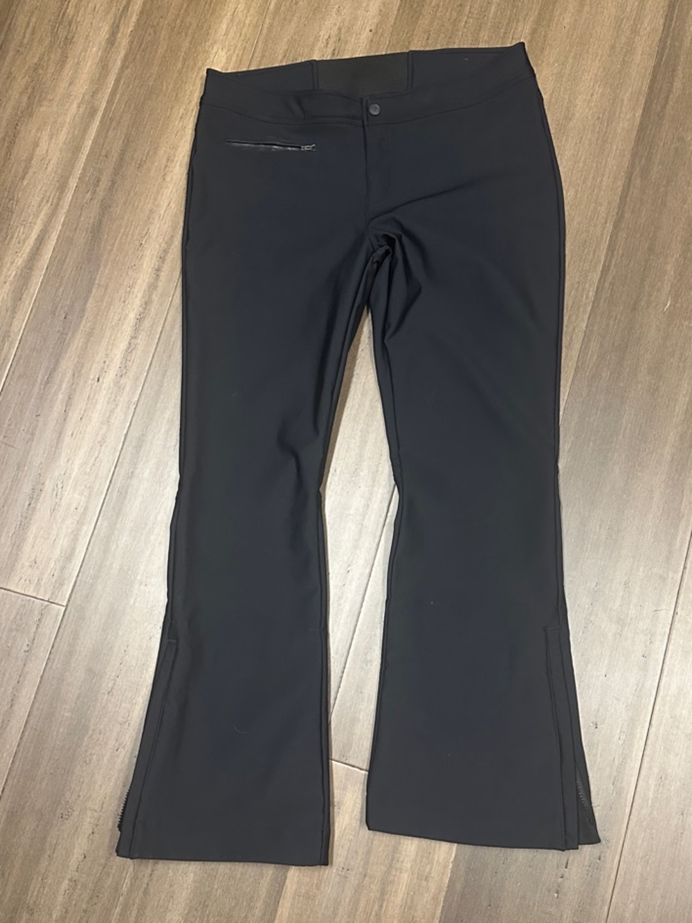 Obermeyer Black Flare Ski pants size 14